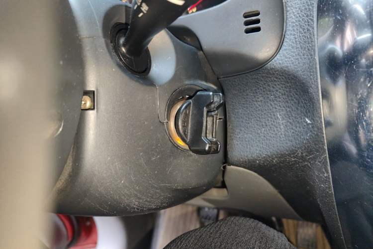 Used Suzuki SX4 2011 Revised Version 1.6L Manual Sport Edition Vehicle Key