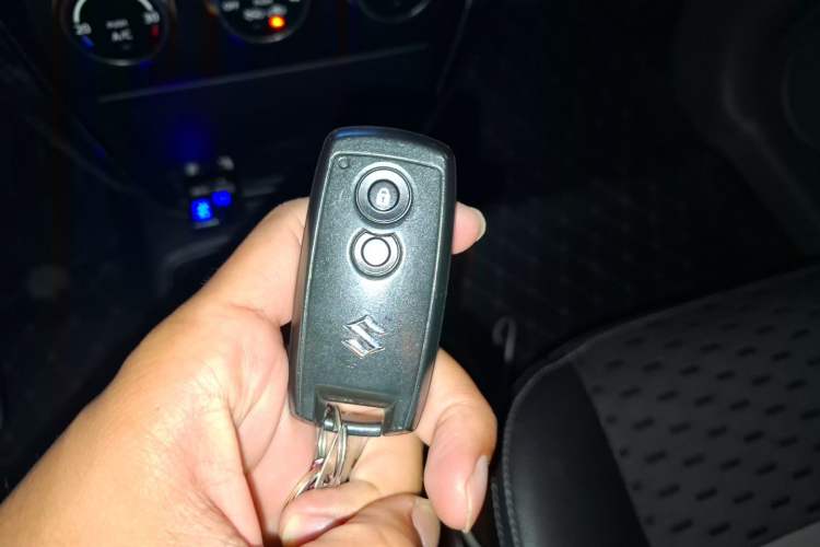 Used Suzuki SX4 2011 Revised Version 1.8L Automatic Sport Edition Vehicle Key
