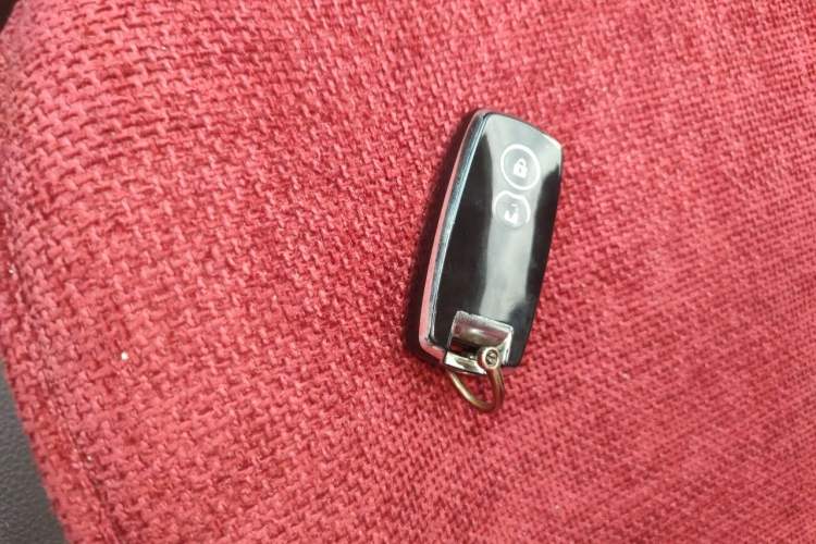 Used Suzuki SX4 2011 Revised Version 1.6L Automatic Sport Edition Vehicle Key