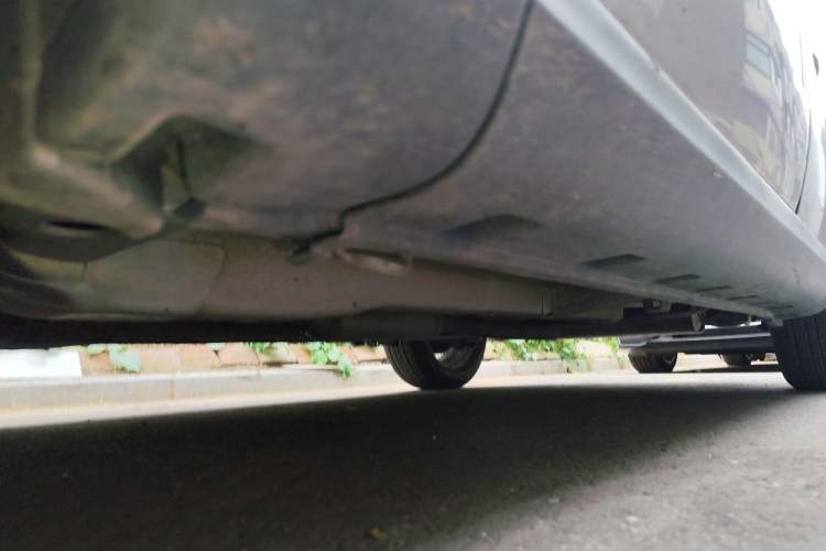 Used Suzuki SX4 2011 Hatchback 1.6L Automatic Dynamic Model Chassis Front Left