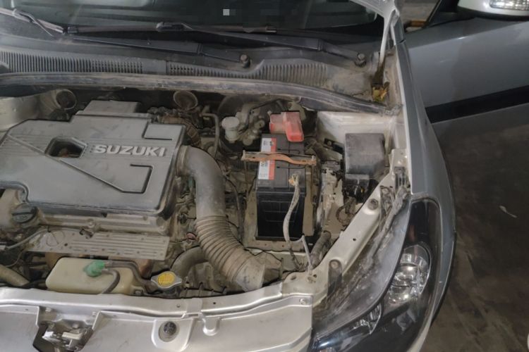 Used Suzuki SX4 2011 Revised Version 1.6L Automatic Sport Edition Engine Bay Left