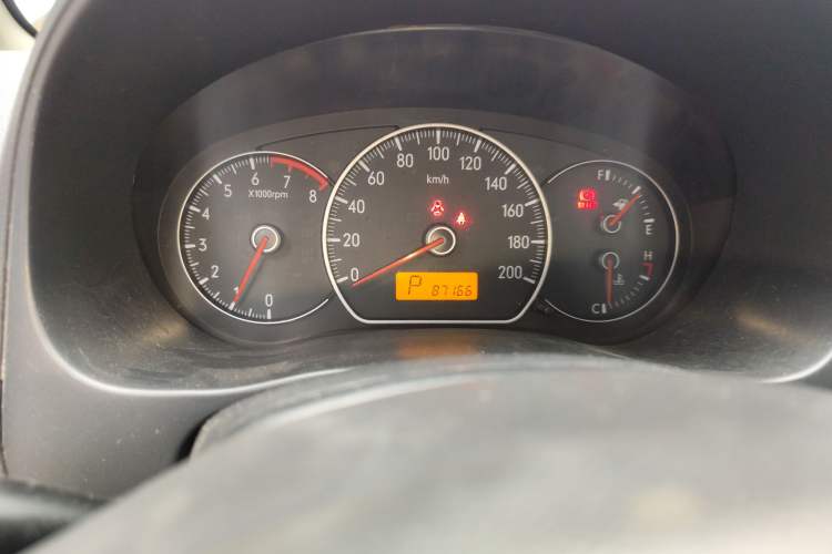 Used Suzuki SX4 2011 Hatchback 1.6L Automatic Dynamic Model Odometer Close Up