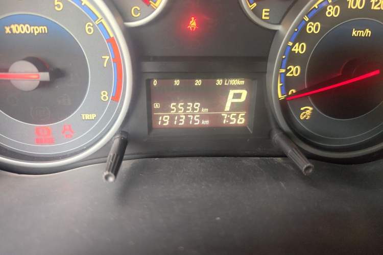 Used Suzuki SX4 2011 Revised Version 1.6L Automatic Comfort Edition Odometer Close Up