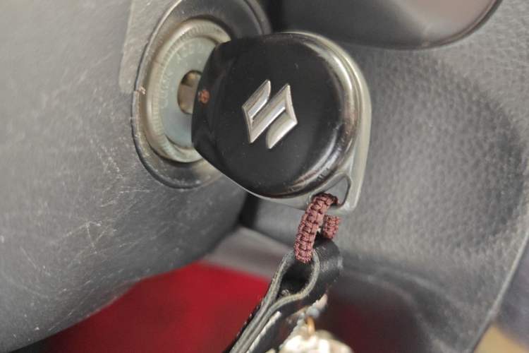 Used Suzuki SX4 2011 Revised Version 1.6L Manual – Dynamic Edition Vehicle Key
