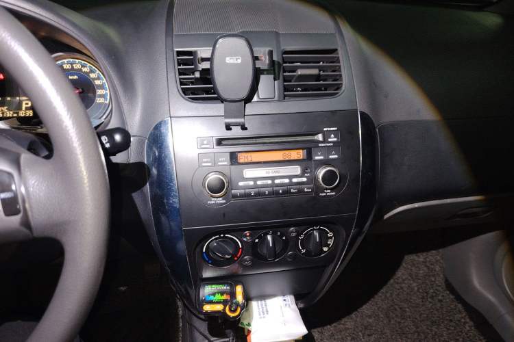 Used Suzuki SX4 2011 Revised 1.6L Automatic Dynamic Version Audio And AC Panel