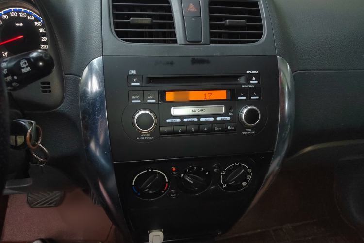 Used Suzuki SX4 2011 Revised 1.6L Automatic Dynamic Version Audio And AC Panel