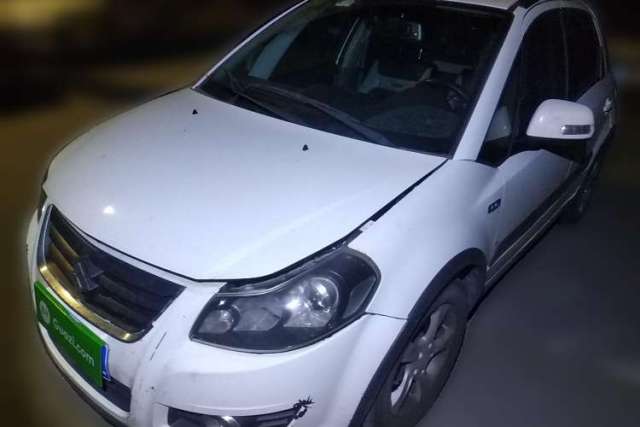 Suzuki SX4 2011 Revised Version 1.6L Automatic Sport Edition مستعملة