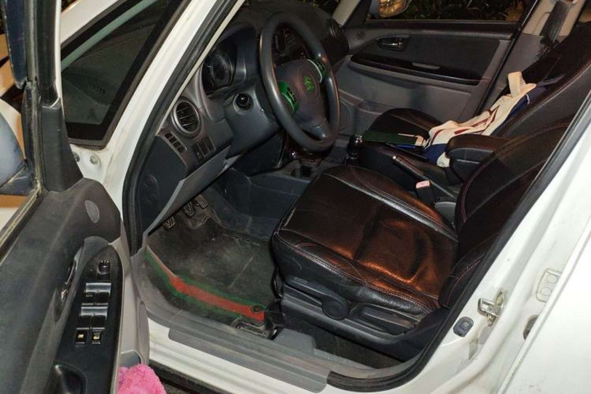 Used Suzuki SX4 2011 Revised Version 1.6L Manual – Dynamic Edition Driver Seat