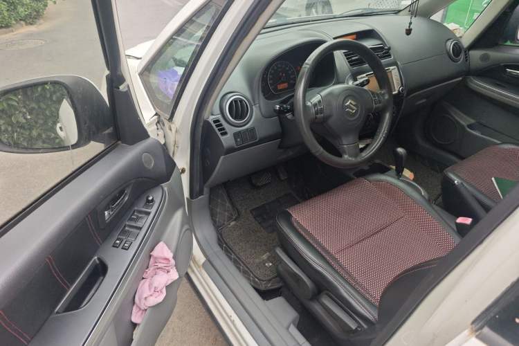 Used Suzuki SX4 2011 Hatchback 1.6L Automatic Sport Model Driver Seat