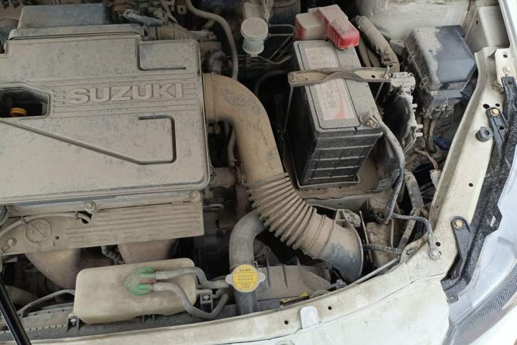 Used Suzuki SX4 2011 Revised Version 1.6L Manual Sport Edition Engine Bay Left