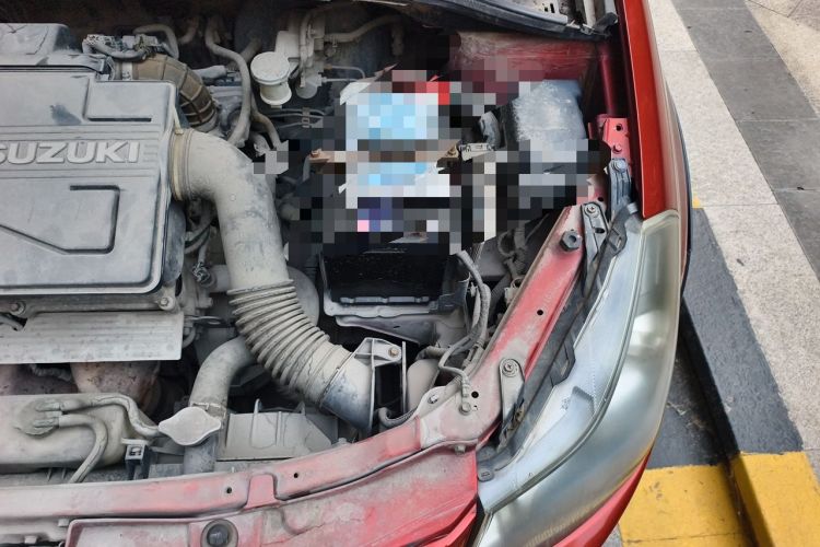 Used Suzuki SX4 2011 Revised Version 1.6L Manual Sport Edition Engine Bay Left