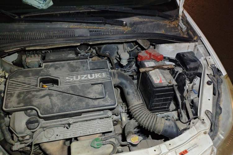 Used Suzuki SX4 2011 Revised Version 1.6L Manual – Dynamic Edition Engine Bay Left