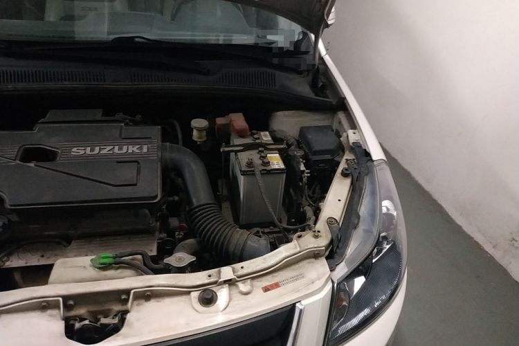 Used Suzuki SX4 2011 Revised Version 1.6L Automatic Sport Edition Engine Bay Left