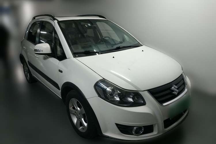 Used Suzuki SX4 2011 Revised Version 1.6L Automatic Sport Edition Front Right 45 Deg