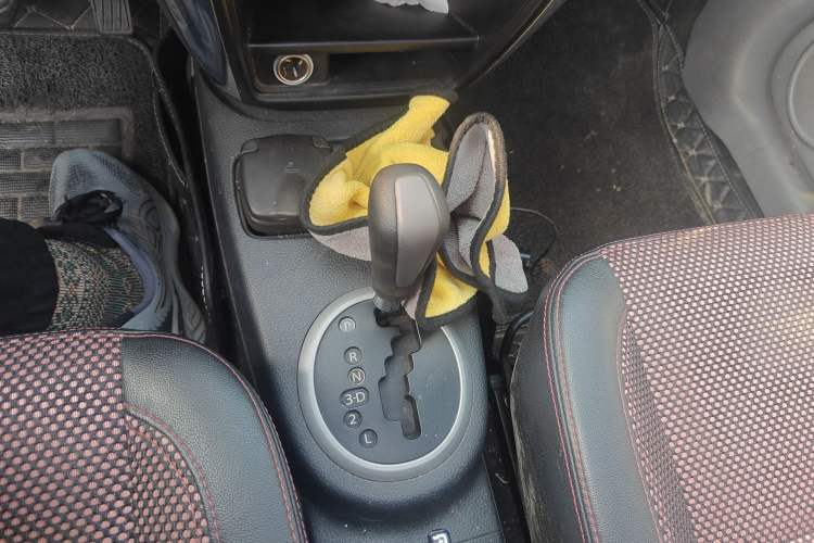 Used Suzuki SX4 2011 Hatchback 1.6L Automatic Sport Model Gear Lever