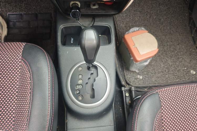 Used Suzuki SX4 2011 Hatchback 1.6L Automatic Sport Model Gear Lever