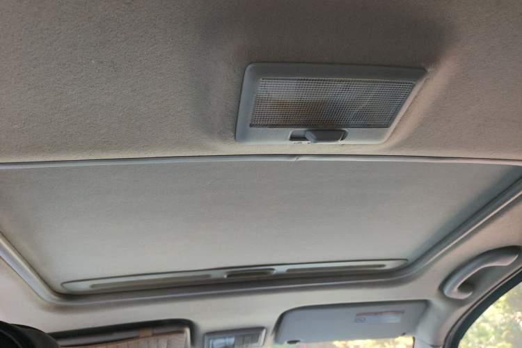 Used Suzuki SX4 2011 Revised Version 1.6L Automatic Sport Edition Headliner