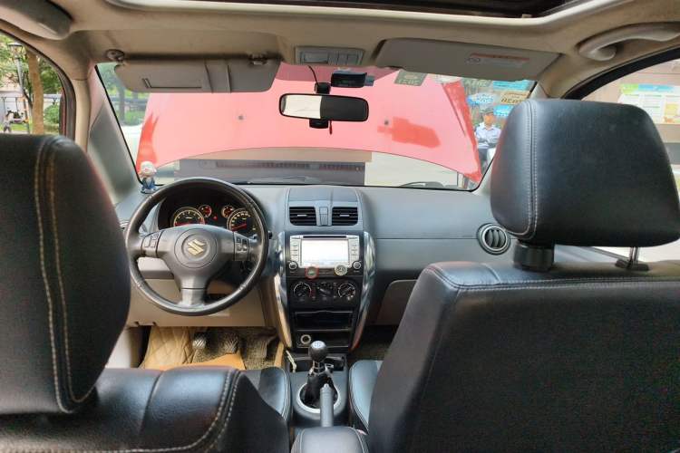Used Suzuki SX4 2011 Revised Version 1.6L Manual Sport Edition Headliner