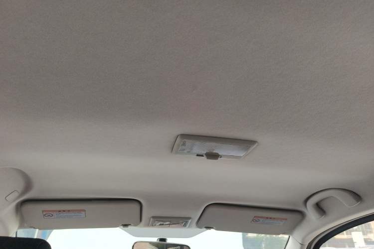 Used Suzuki SX4 2011 Revised 1.6L Automatic Dynamic Version Headliner