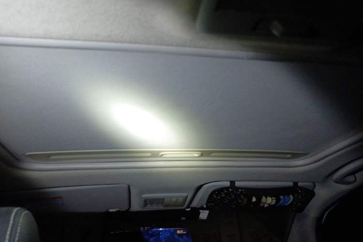 Used Suzuki SX4 2011 Revised Version 1.6L Automatic Sport Edition Headliner