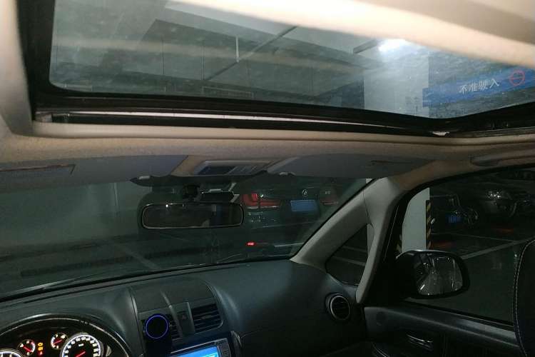 Used Suzuki SX4 2011 Revised Version 1.6L Automatic Sport Edition Headliner