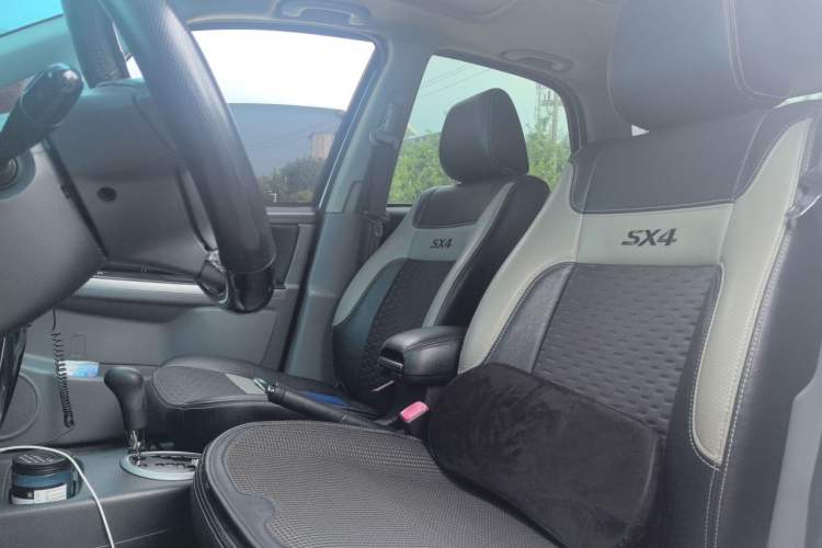 Used Suzuki SX4 2011 Revised Version 1.6L Automatic Sport Edition Left Front Seat