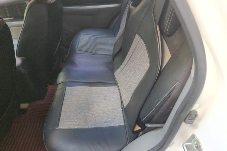 Used Suzuki SX4 2011 Revised Version 1.6L Automatic Sport Edition Left Rear Seat