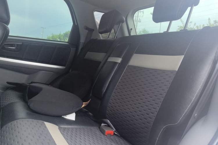 Used Suzuki SX4 2011 Revised Version 1.6L Automatic Sport Edition Left Rear Seat