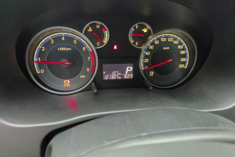 Used Suzuki SX4 2011 Revised Version 1.6L Automatic Sport Edition Odometer Close Up