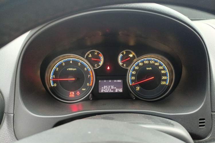 Used Suzuki SX4 2011 Revised Version 1.6L Manual Sport Edition Odometer Close Up