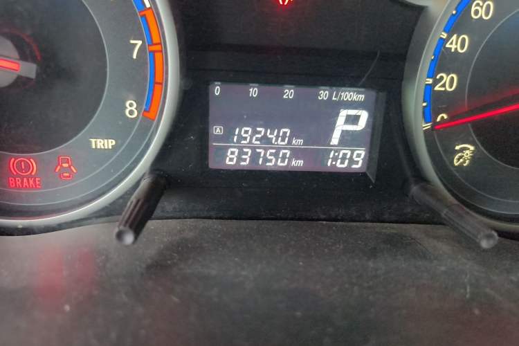Used Suzuki SX4 2011 Revised 1.6L Automatic Dynamic Version Odometer Close Up