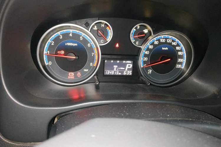 Used Suzuki SX4 2011 Revised Version 1.6L Automatic Sport Edition Odometer Close Up