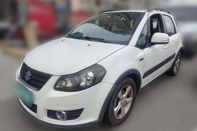 Suzuki SX4 2011 Revised Version 1.6L Automatic Sport Edition مستعملة