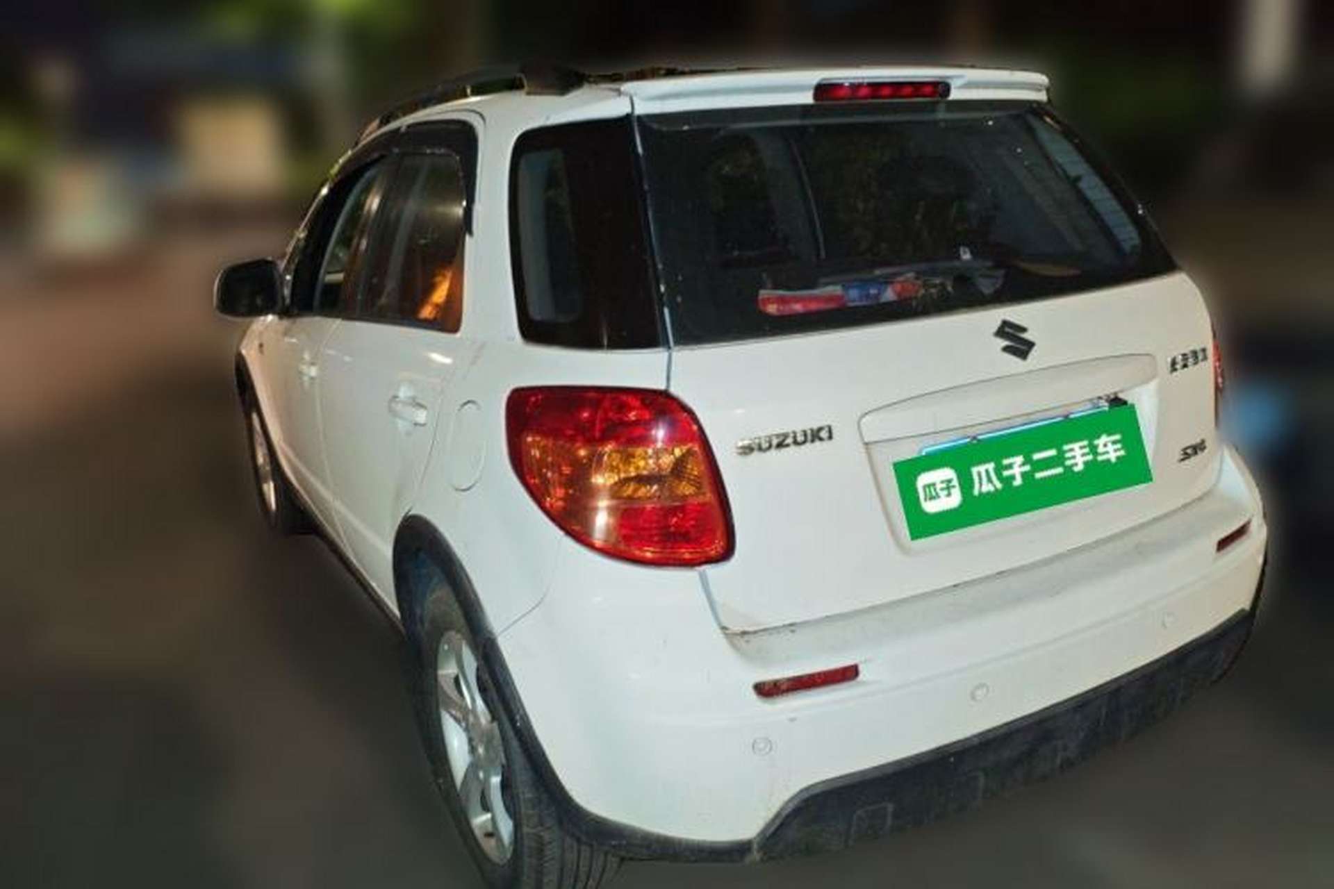 Used Suzuki SX4 2011 Revised Version 1.6L Manual – Dynamic Edition Rear Left 45 Deg