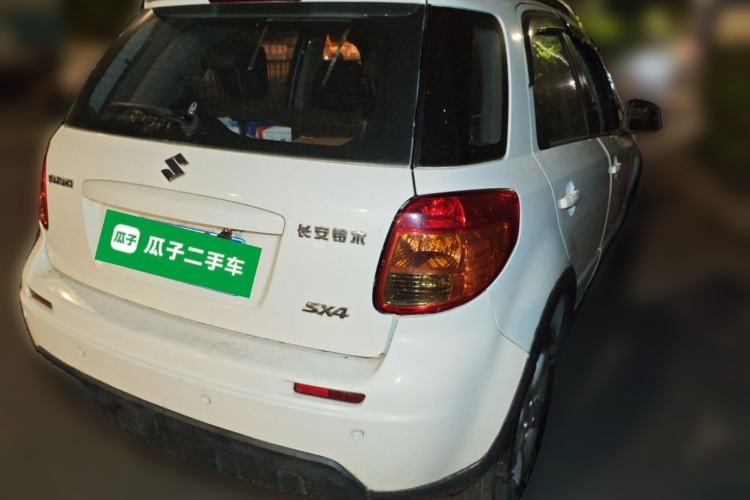 Used Suzuki SX4 2011 Revised Version 1.6L Manual – Dynamic Edition Rear Right 45 Deg