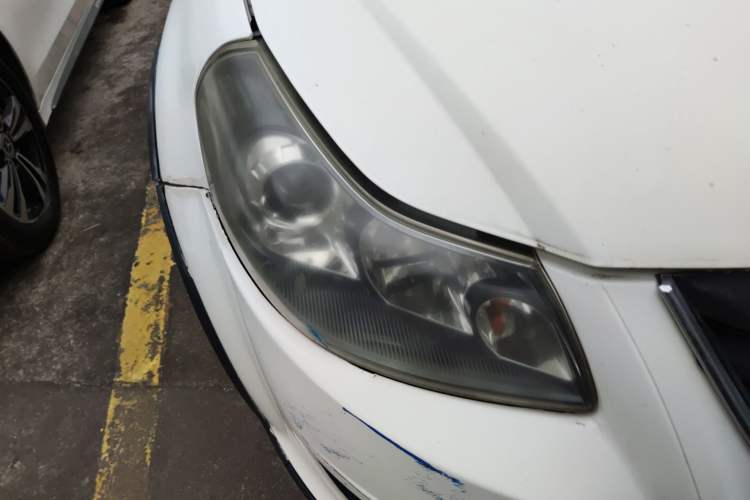 Used Suzuki SX4 2011 Revised Version 1.6L Automatic Sport Edition Right Front Headlight