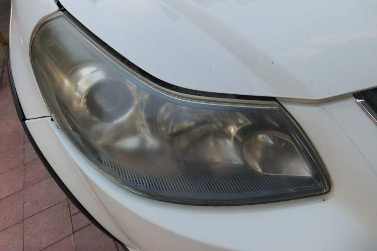 Used Suzuki SX4 2011 Revised Version 1.6L Automatic Sport Edition Right Front Headlight
