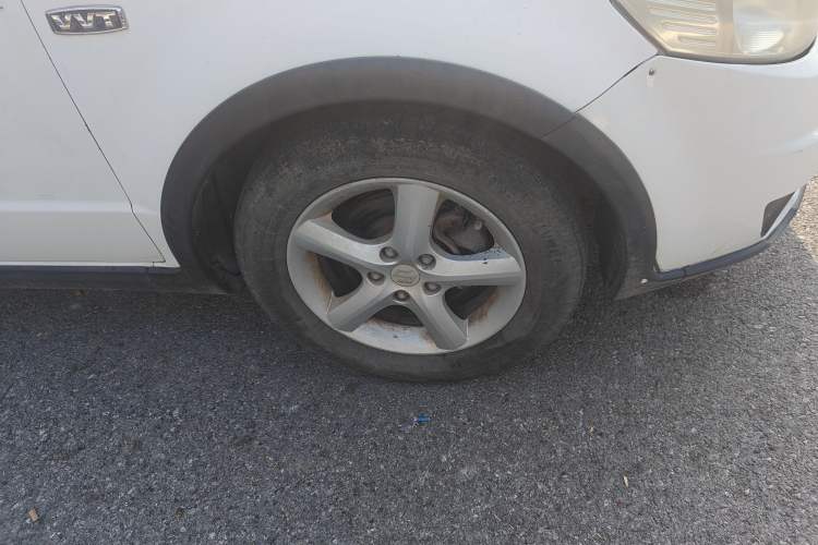 Used Suzuki SX4 2011 Hatchback 1.6L Automatic Sport Model Right Front Wheel Hub