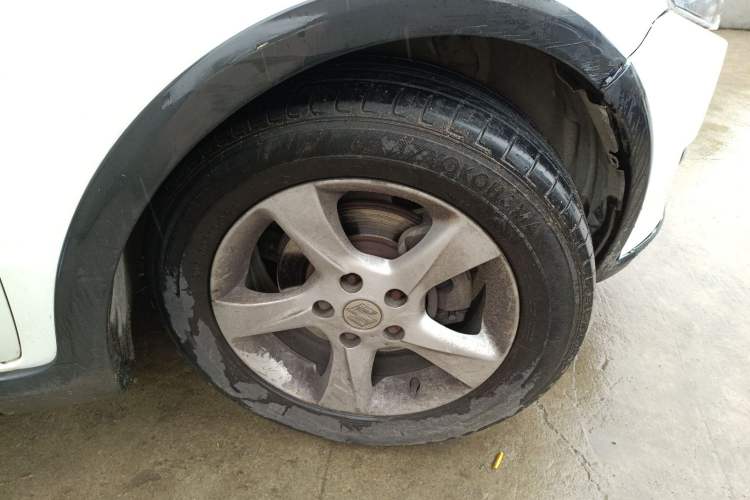 Used Suzuki SX4 2011 Revised Version 1.6L Manual Sport Edition Right Front Wheel Hub