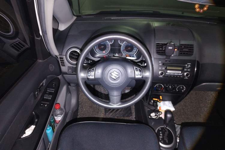 Used Suzuki SX4 2011 Revised 1.6L Automatic Dynamic Version Steering Wheel