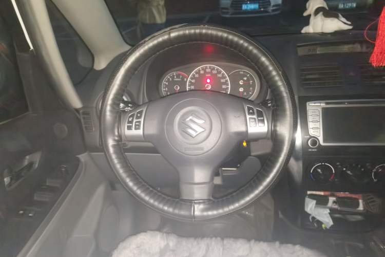 Used Suzuki SX4 2011 Hatchback 1.6L Manual Sport Model Steering Wheel