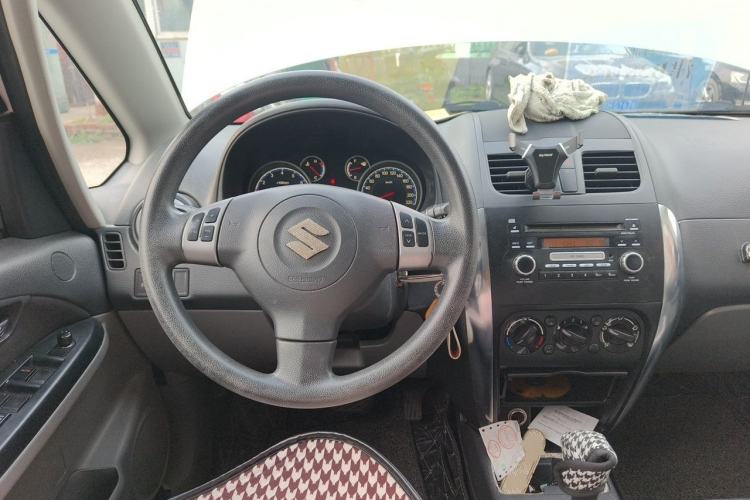Used Suzuki SX4 2011 Revised 1.6L Automatic Dynamic Version Steering Wheel