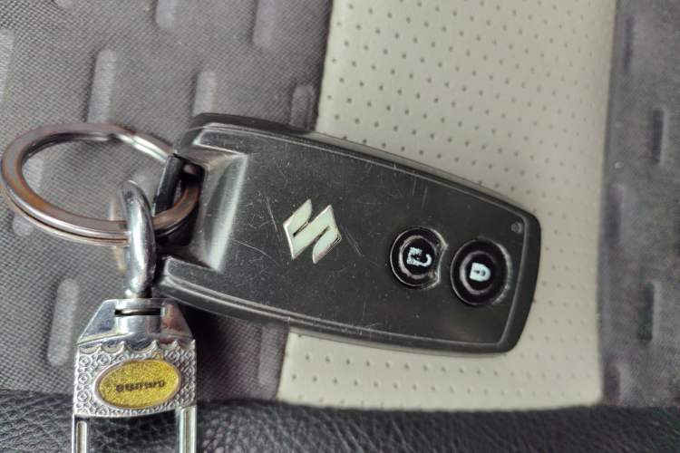 Used Suzuki SX4 2011 Revised Version 1.6L Automatic Sport Edition Vehicle Key