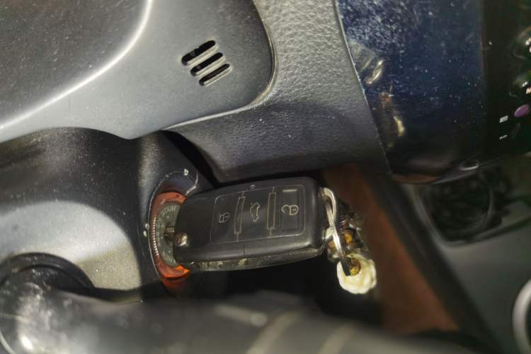 Used Suzuki SX4 2011 Revised 1.6L Automatic Dynamic Version Vehicle Key