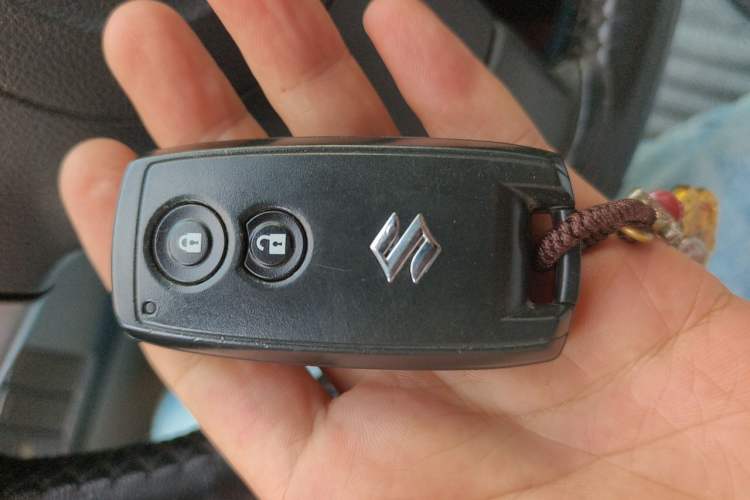 Used Suzuki SX4 2011 Revised Version 1.6L Automatic Sport Edition Vehicle Key