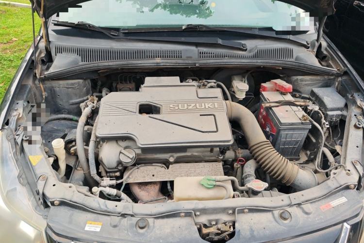 Used Suzuki SX4 2012 1.6L Automatic Ruiqi Model Engine Bay