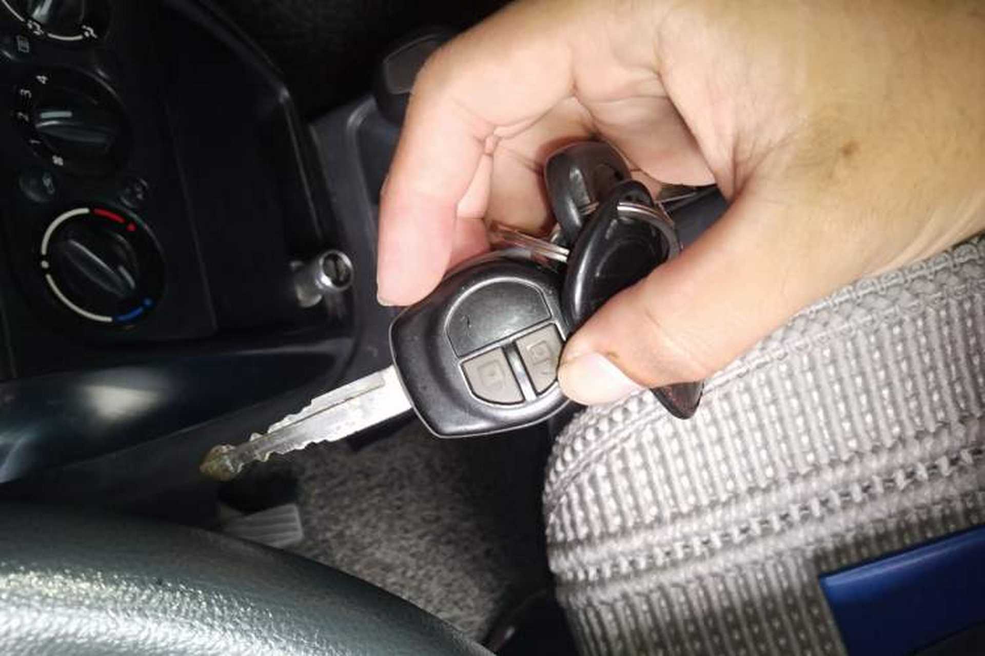 Used Suzuki SX4 2012 1.6L Automatic Ruiqi Model Interior 1