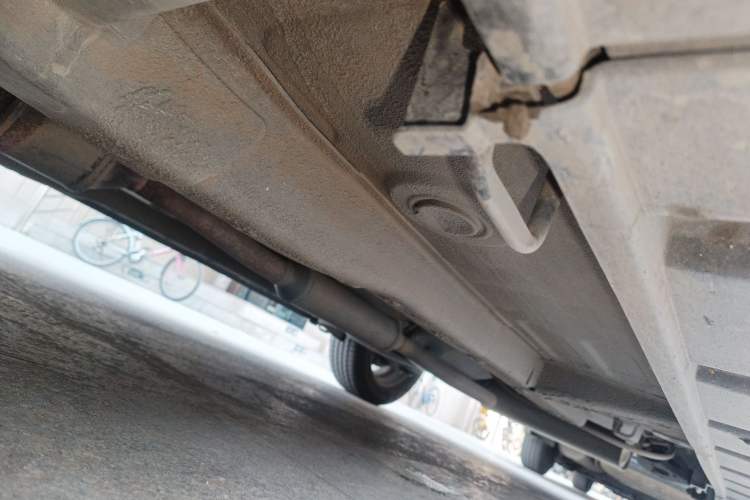 Used Suzuki SX4 2012 1.6L Automatic Ruiqi Model Chassis Front Left