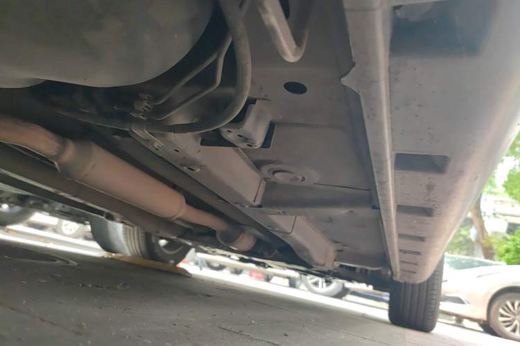 Used Suzuki SX4 2012 1.6L Automatic Ruiqi Model Chassis Rear Right
