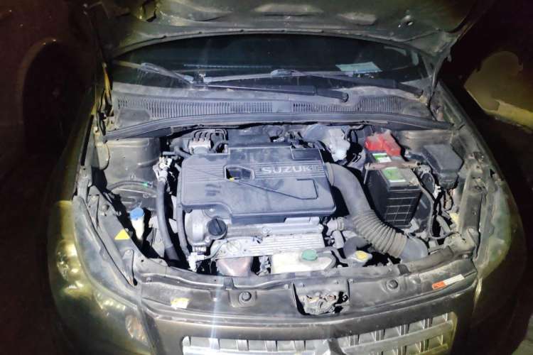 Used Suzuki SX4 2012 Ruiqi 1.8L Automatic Sport Model Engine Bay
